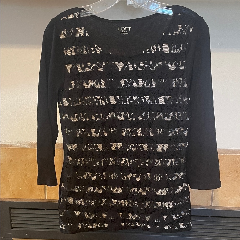 ⬛️⬛️ LOFT Black and Cream Lace Blouse 3/4 Length Sleeves (size S)